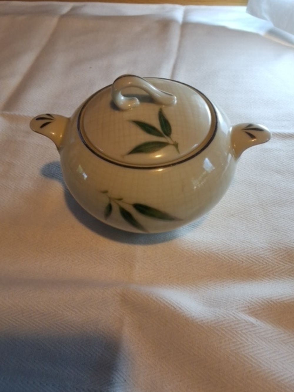 Porcelain Covered Sugar Bowl with Green Leaf Motif